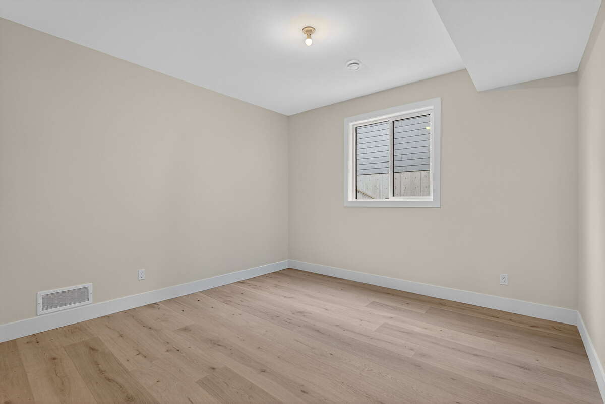 Downstairs bedroom 2