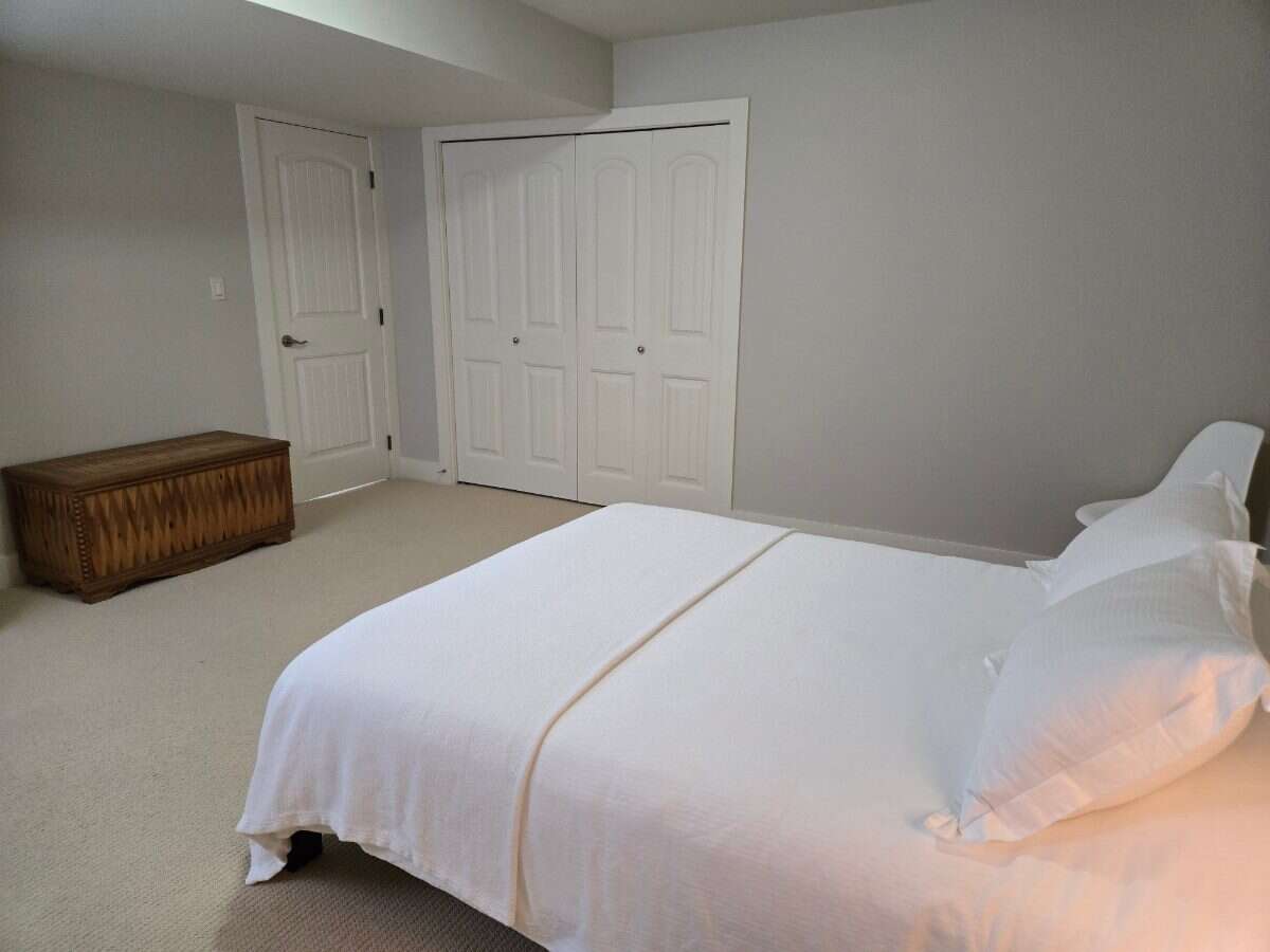 Stunning 5 bedroom 3 bath home in Grand Forks, BC