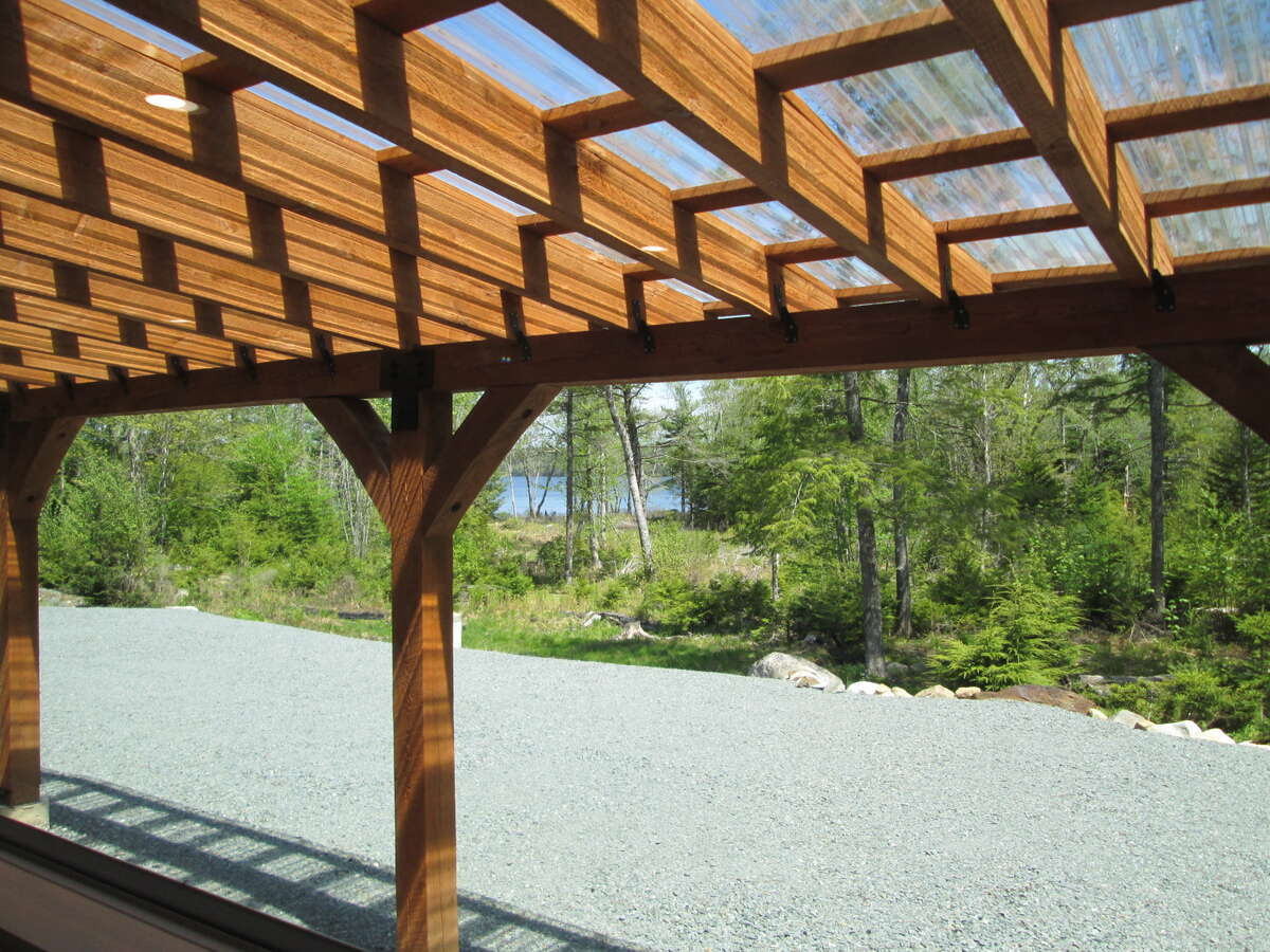 Forest and lakefront privacy!