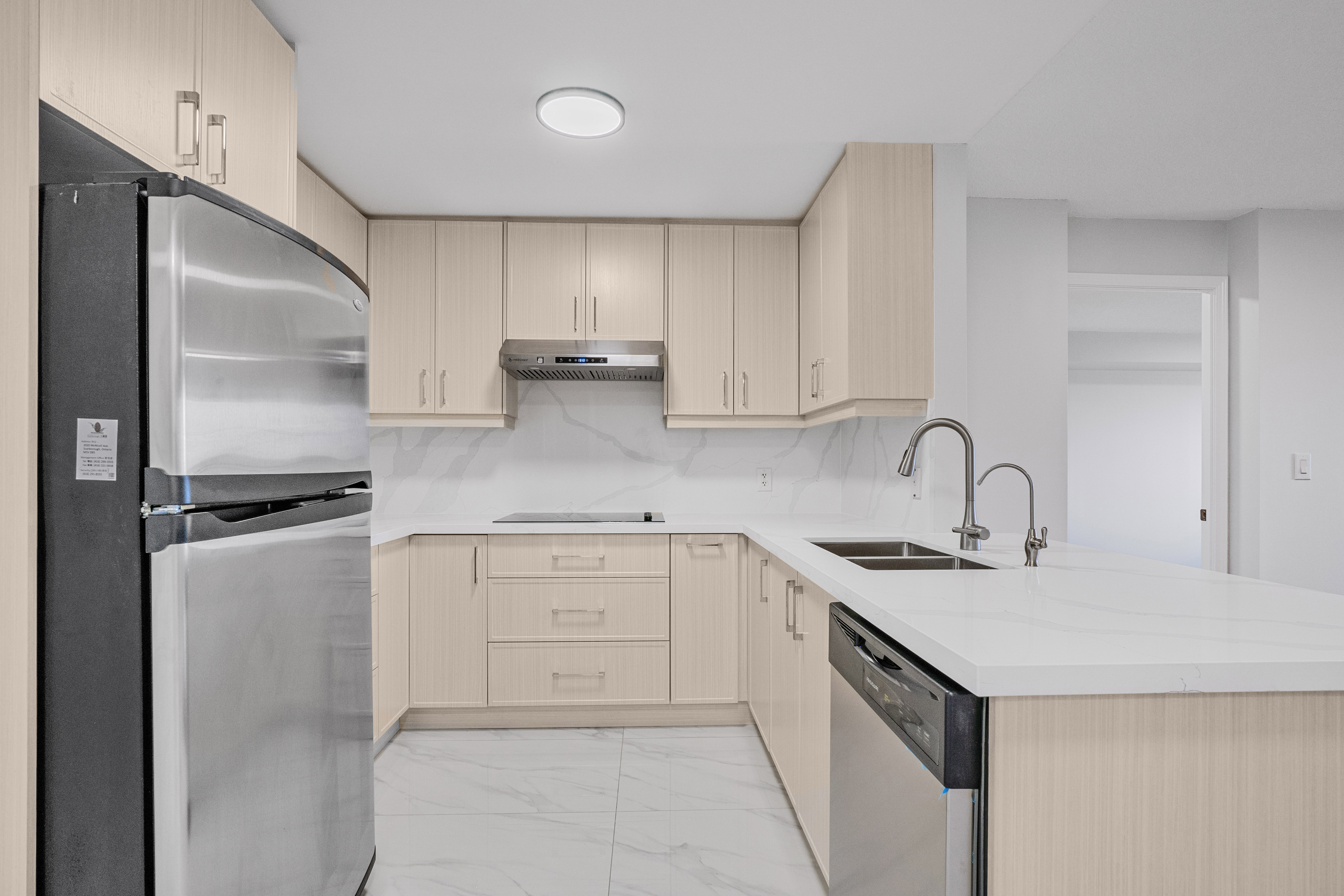 Mon Sheong Court · 2 Bed + Den · 1,120 sq feet
