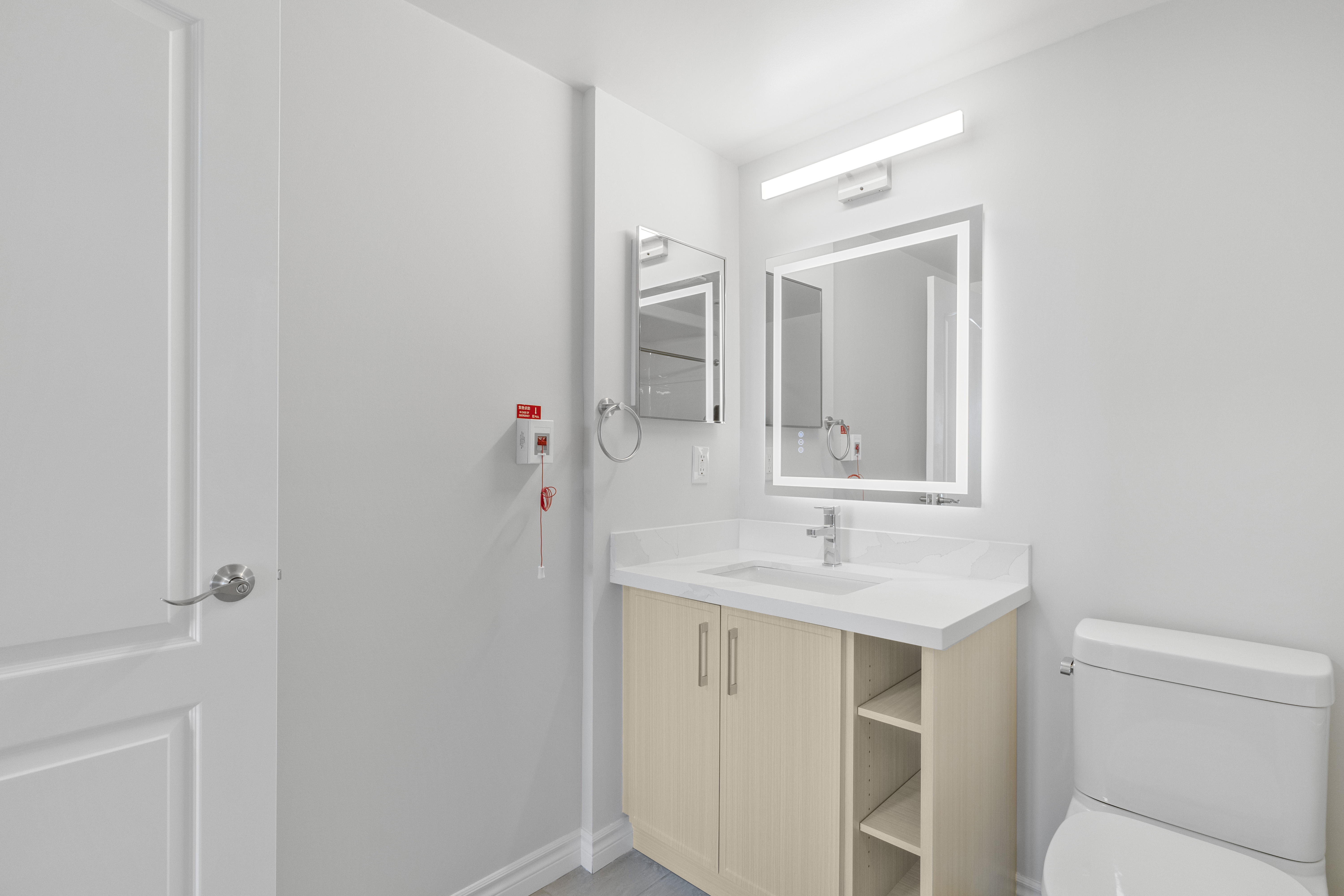 Mon Sheong Court · 2 Bed + Den · 1,120 sq feet