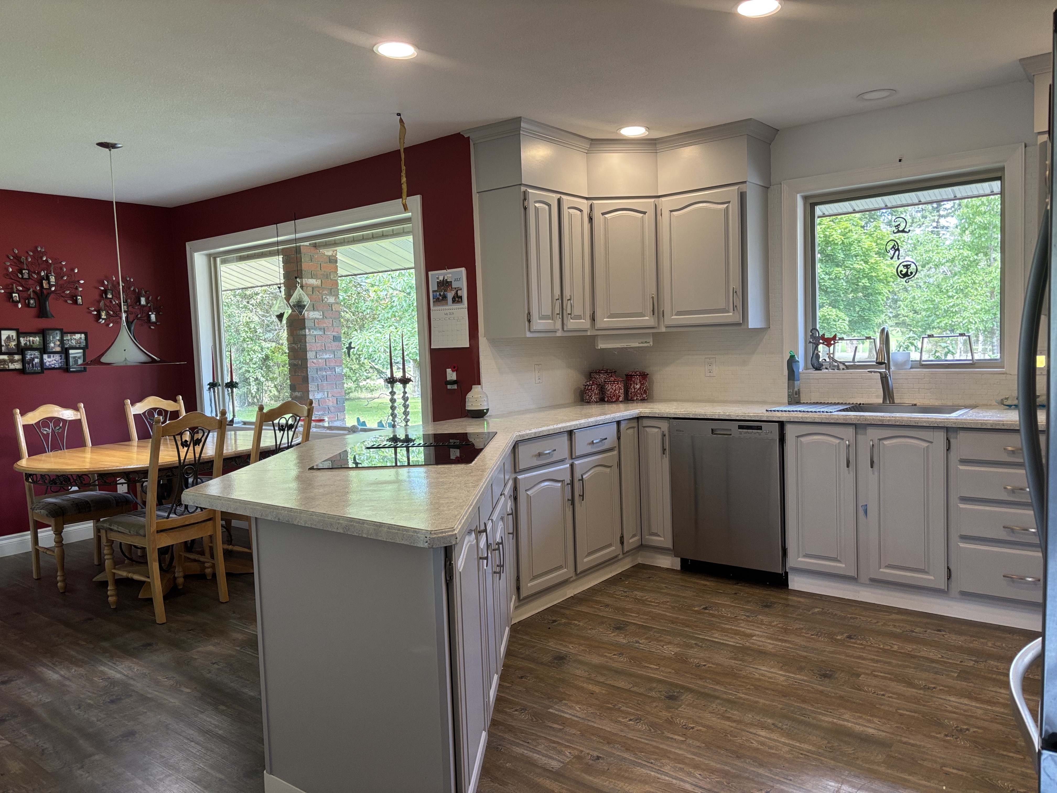 Beautiful 4 bedroom rancher in the North Okanagan