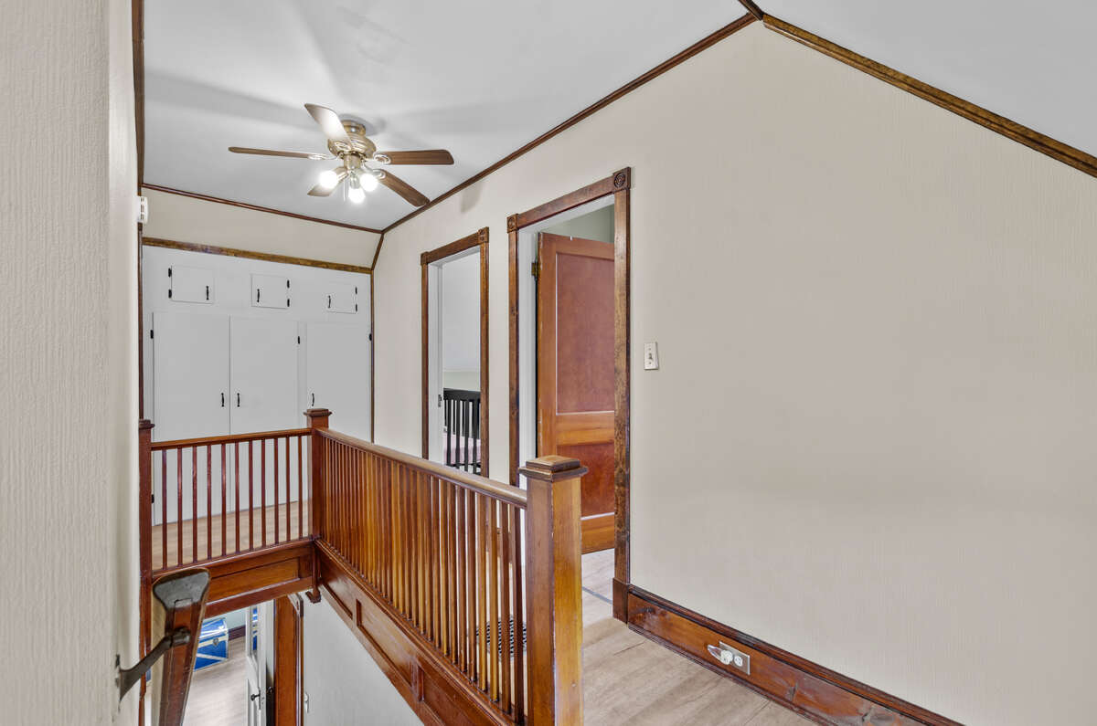 Waterfront country home with in-law suite/rental