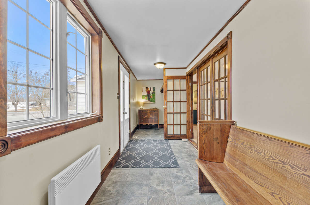 Waterfront country home with in-law suite/rental