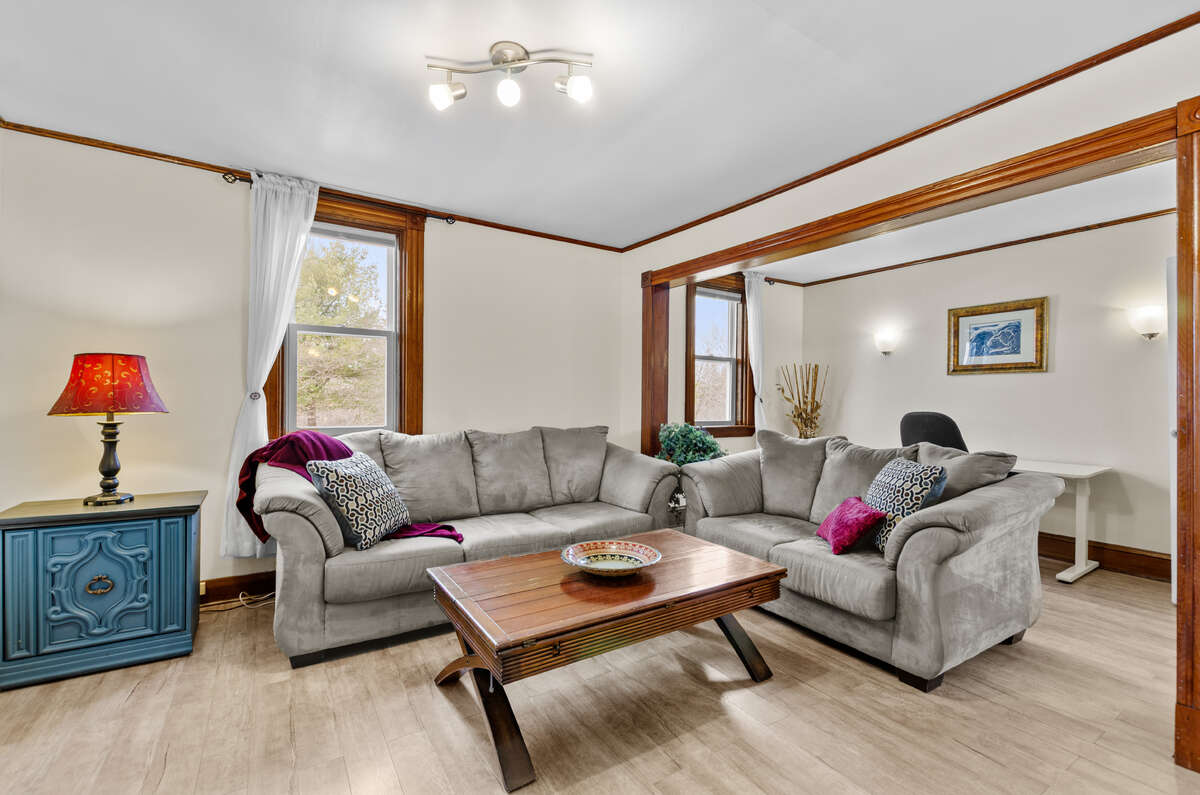 Waterfront country home with in-law suite/rental