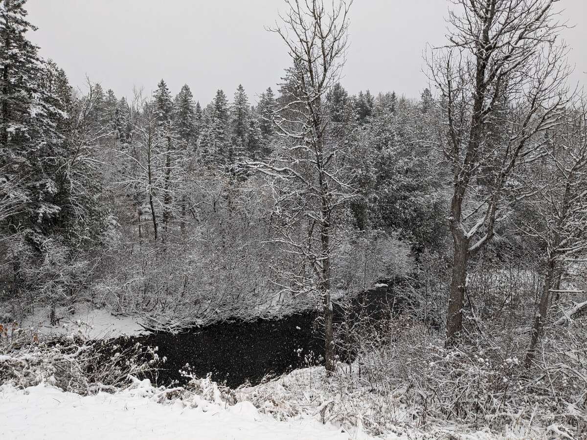 Waterfront country home with in-law suite/rental