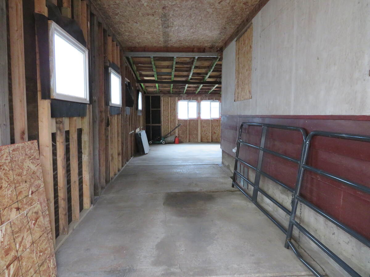 Attached car port area