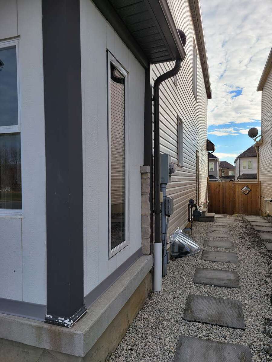 877 Cook Cres Townhouse For Sale in Shelburne, ON For Sale by Owner