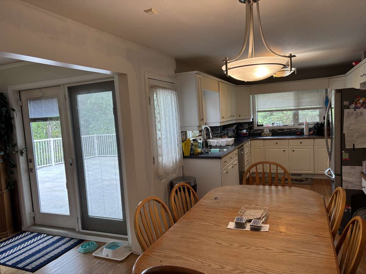 Kitchen and Dining Riom