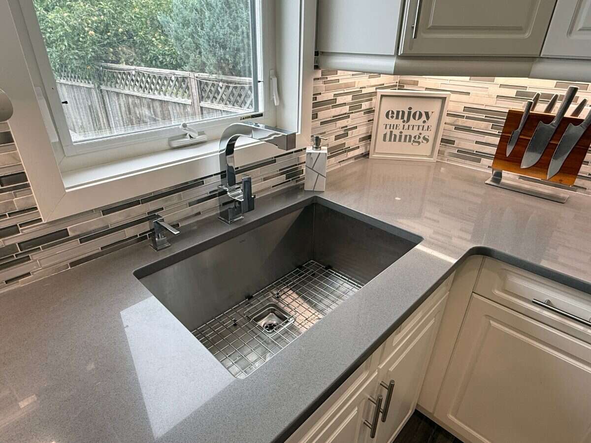 Winnipeg’s Sought-after Whyteridge Neighbourhood!