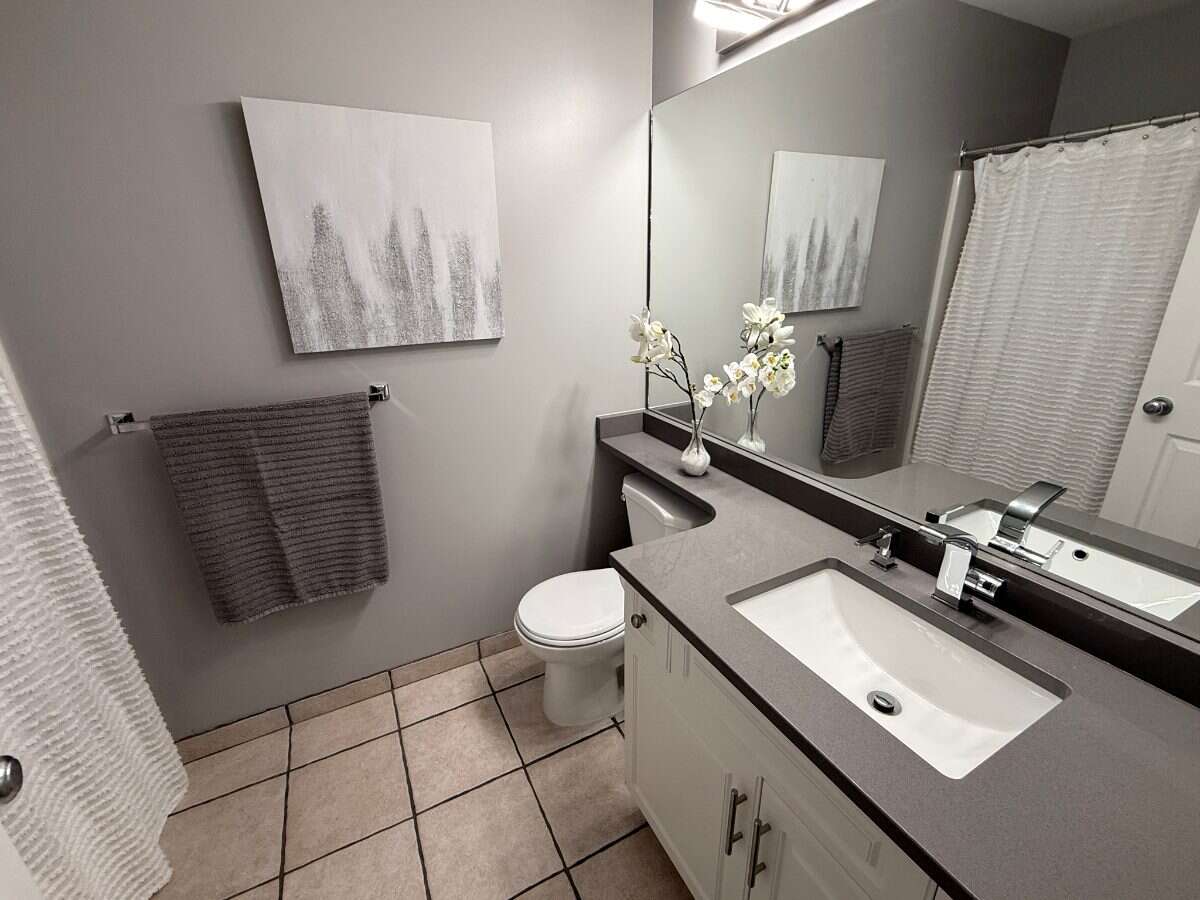 Winnipeg’s Sought-after Whyteridge Neighbourhood!