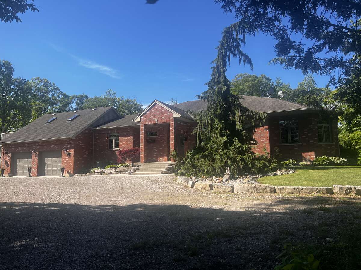 13749 Largie Rd.