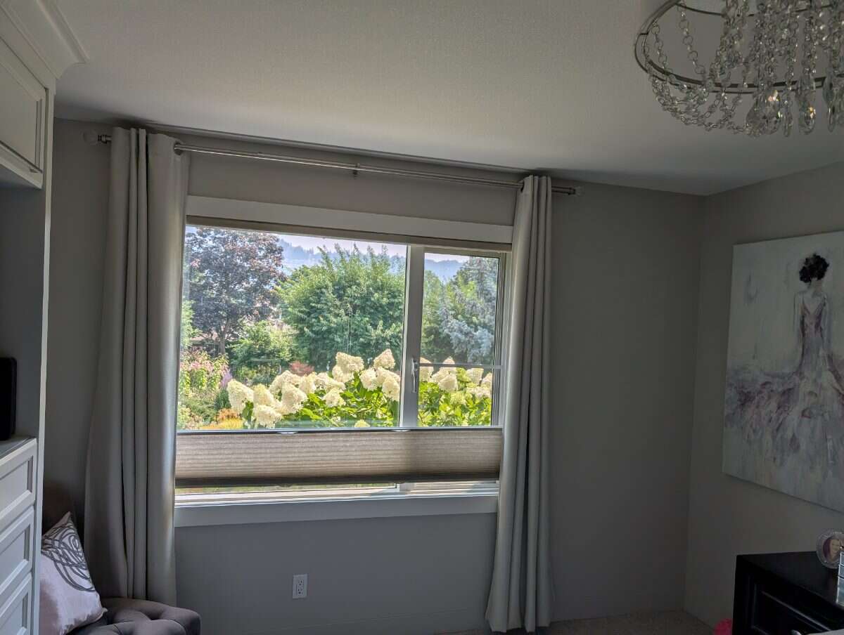 STUNNING RENOVATED BUNGALOW