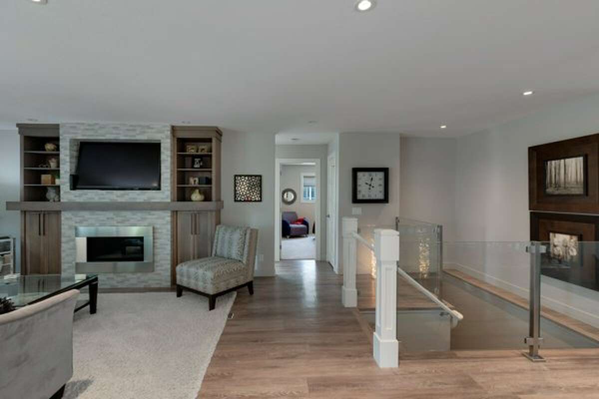 Open Concept Main Floor