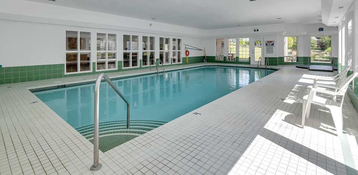 Huge Laundry Room ~ Tones of Storage and Cabinets