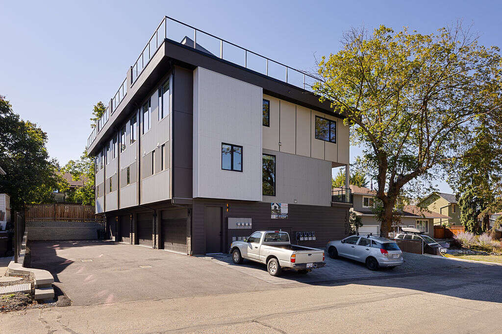 Rare New Fourplex w. In-Law Suite