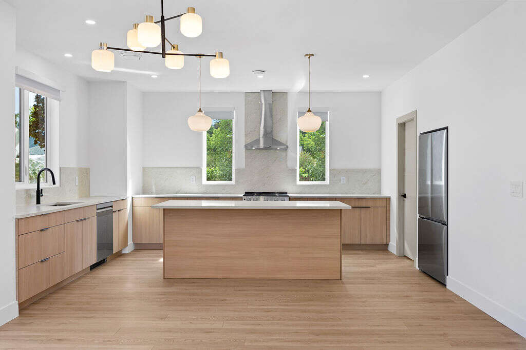 Rare New Fourplex w. In-Law Suite