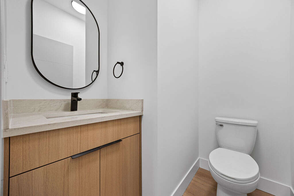 Rare New Fourplex w. In-Law Suite
