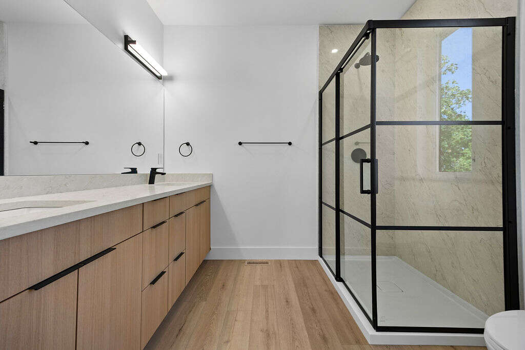Rare New Fourplex w. In-Law Suite