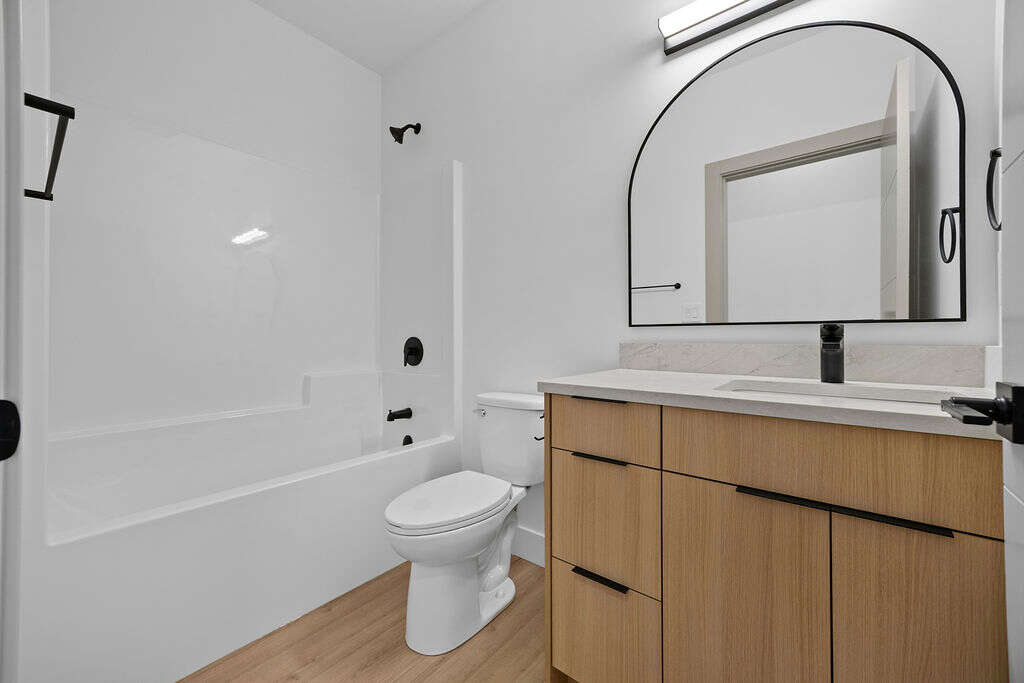 Rare New Fourplex w. In-Law Suite