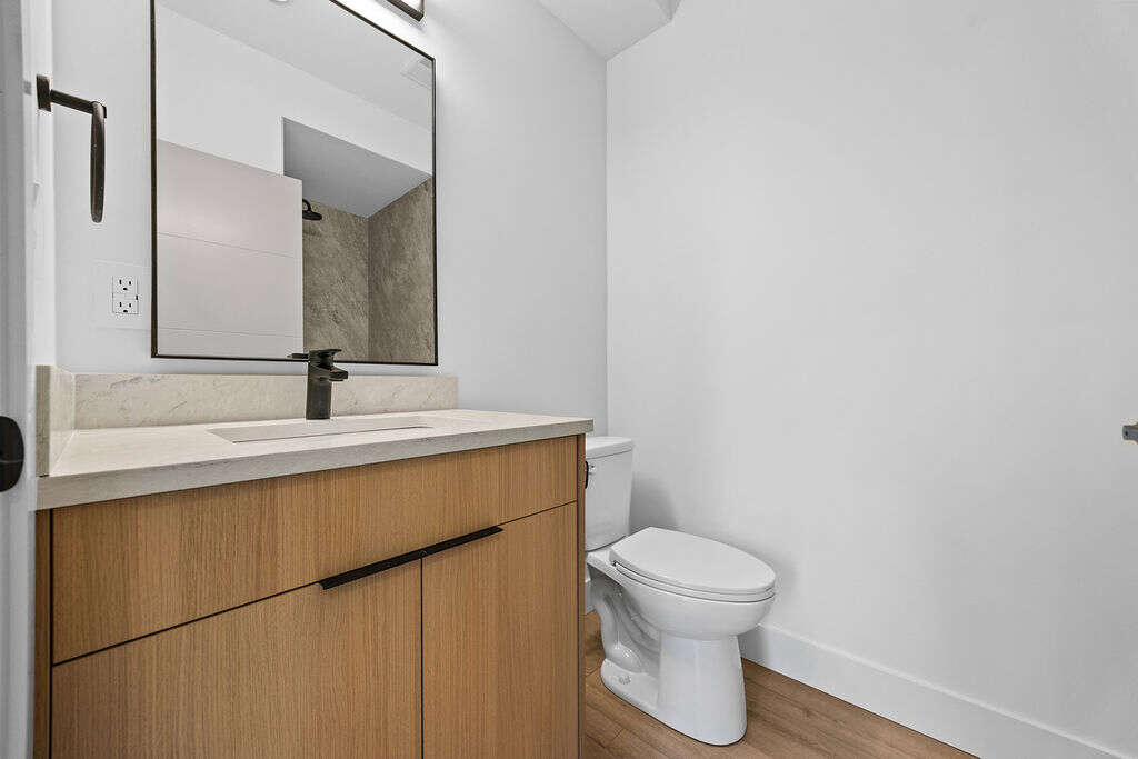 Rare New Fourplex w. In-Law Suite