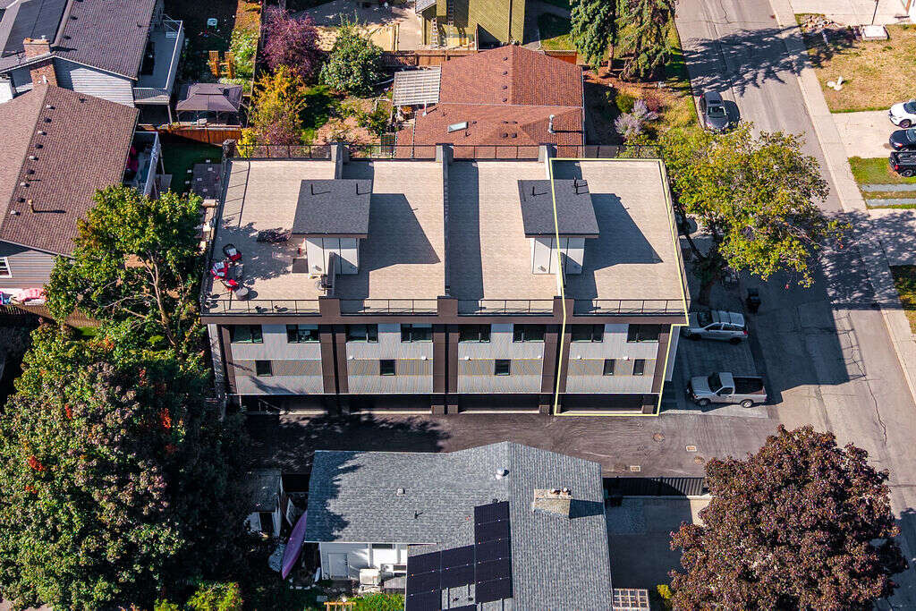 Rare New Fourplex w. In-Law Suite