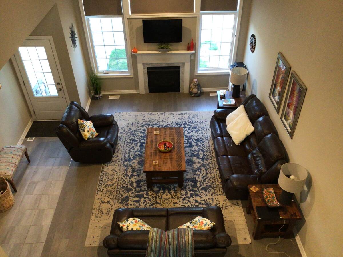 Townhouse For Rent in Bracebridge, ON - 3 bed, 4 bath