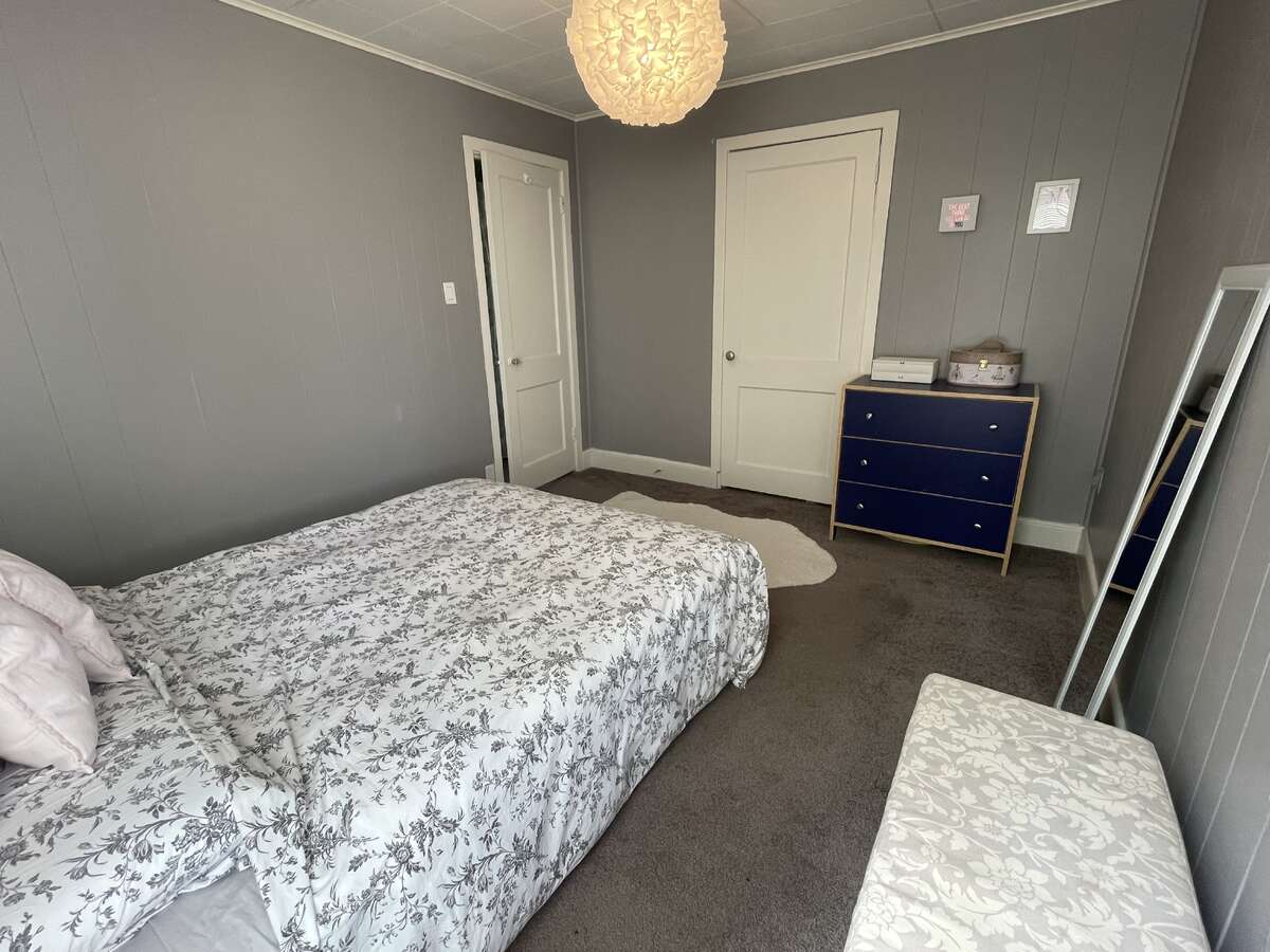 Cute, cozy, and move-in ready!