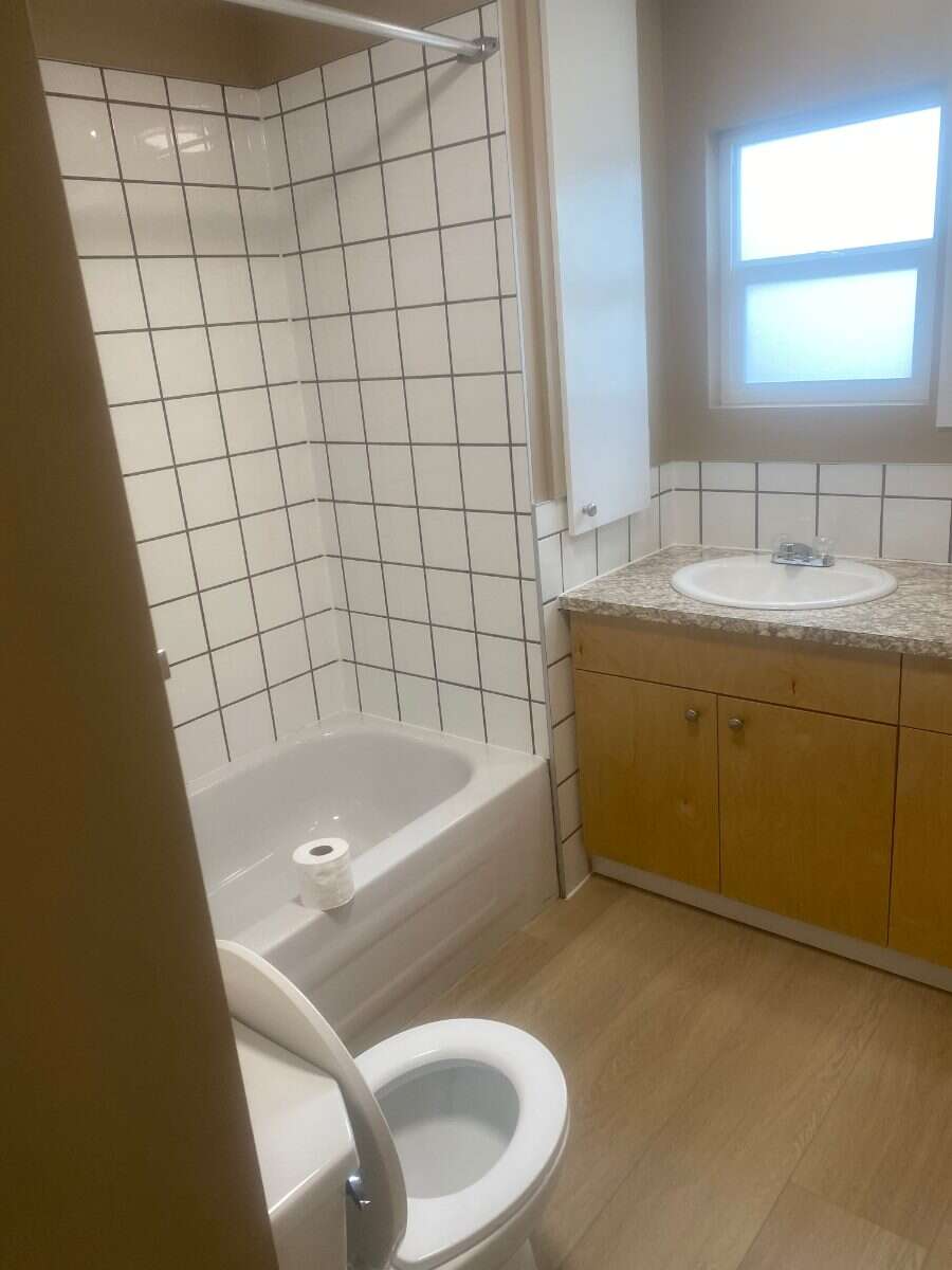  Three bedroom mobile home for sale in Thornhill