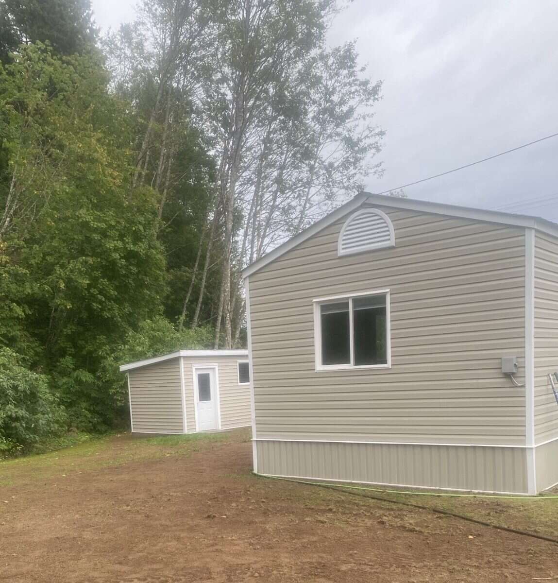  Three bedroom mobile home for sale in Thornhill