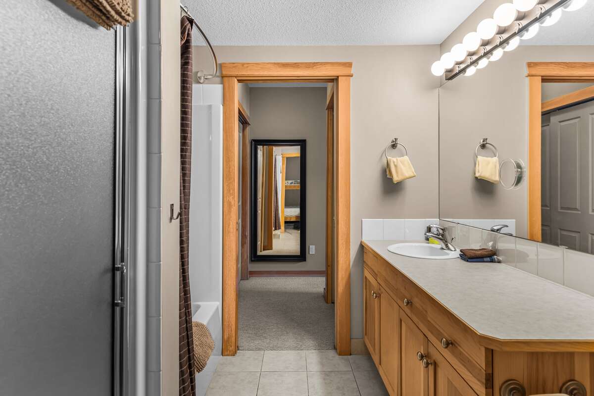 Canmore Crossing Condo