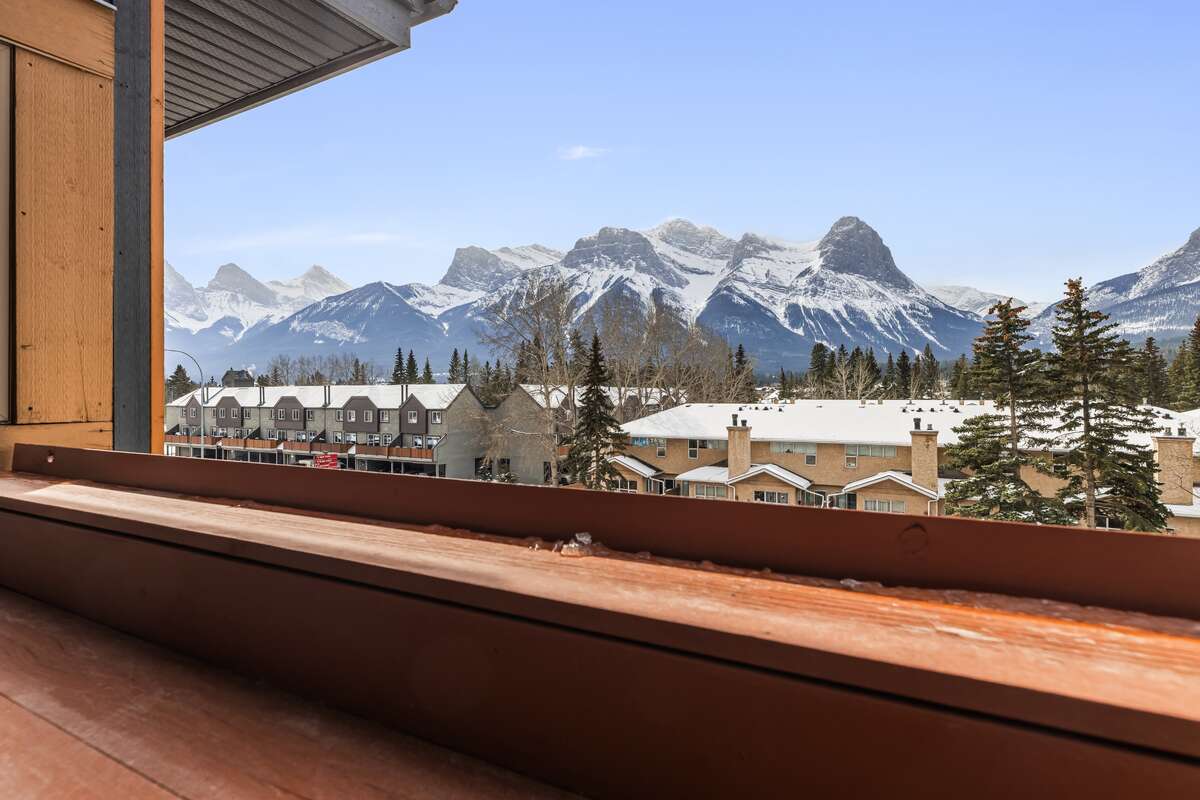 Canmore Crossing Condo