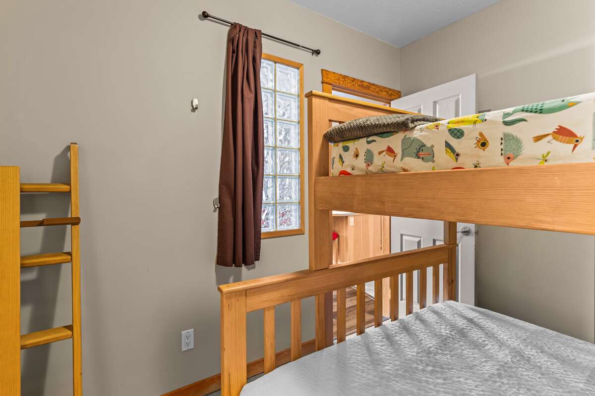 Canmore Crossing Condo