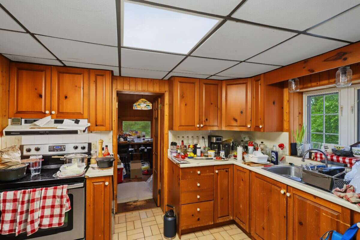 Rare 2 Cottage Property On Just under 2 acres