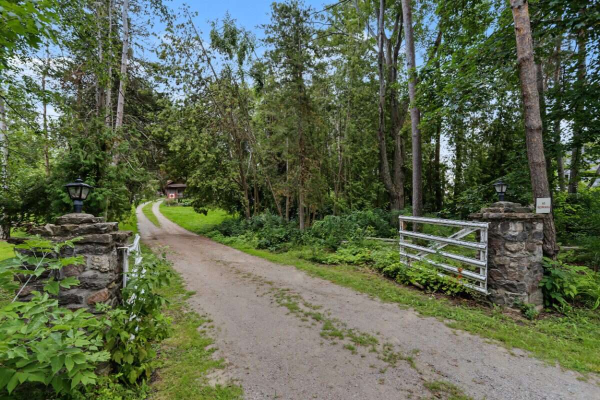 Rare 2 Cottage Property On Just under 2 acres