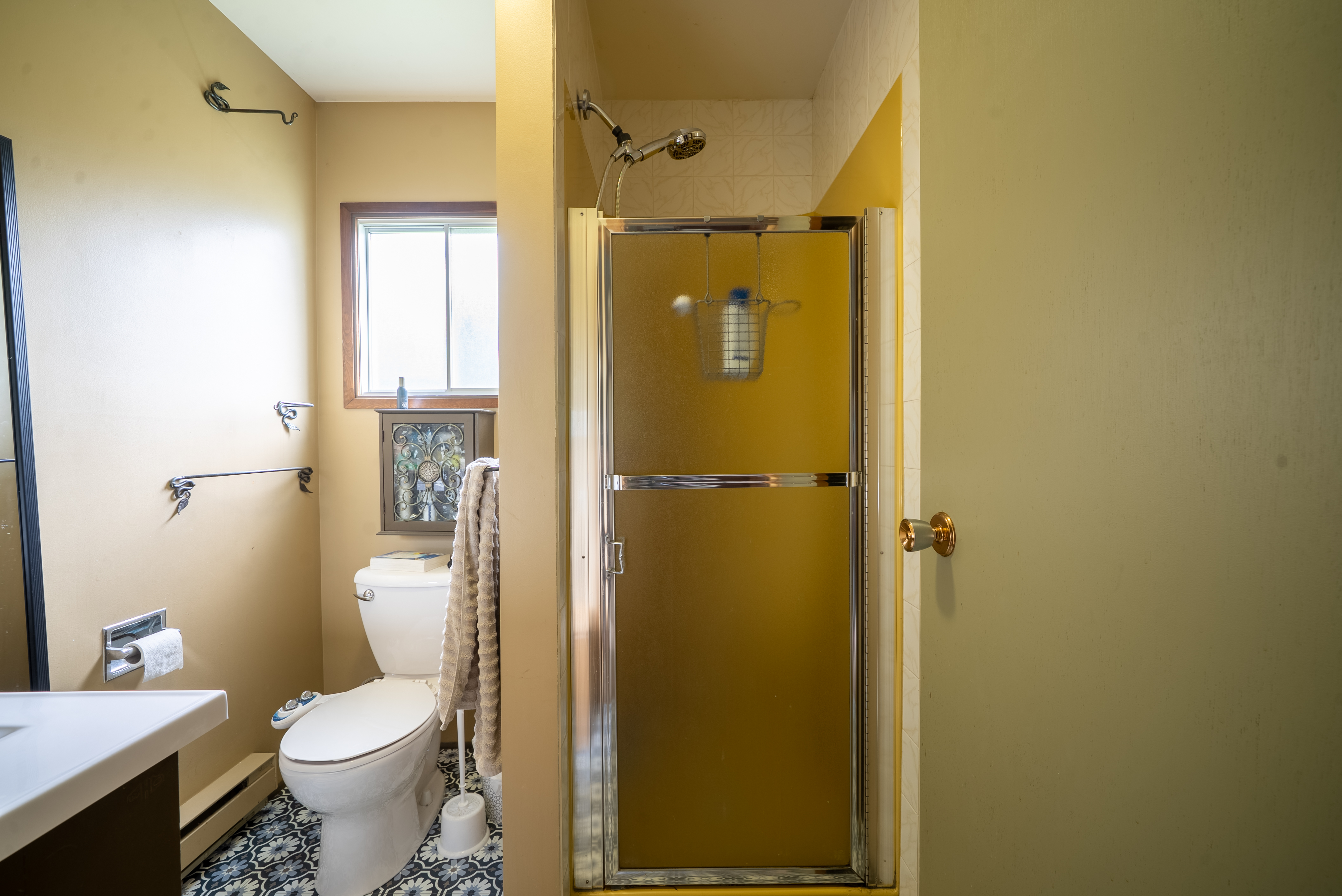 4 bedroom plus den, 3 bathroom home in Nelson, BC.