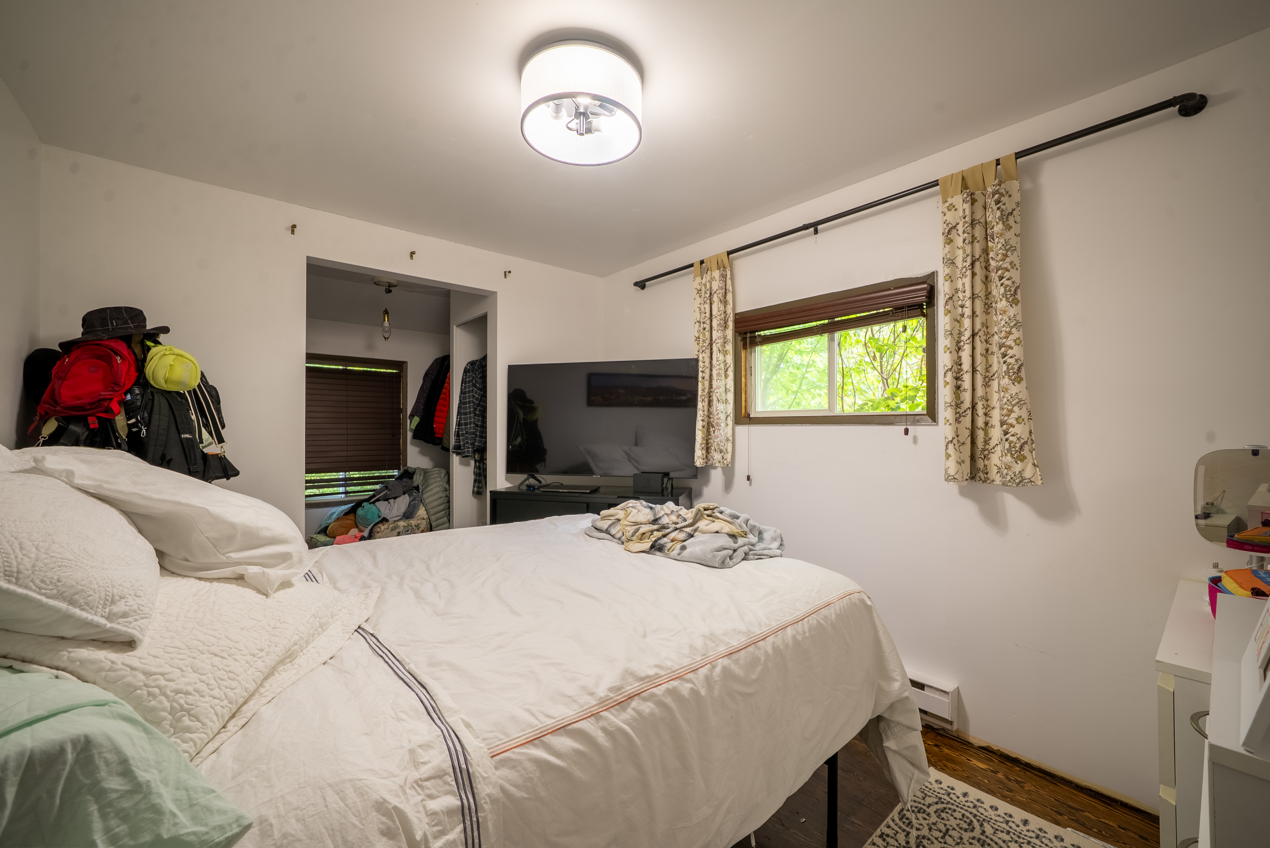 4 bedroom plus den, 3 bathroom home in Nelson, BC.