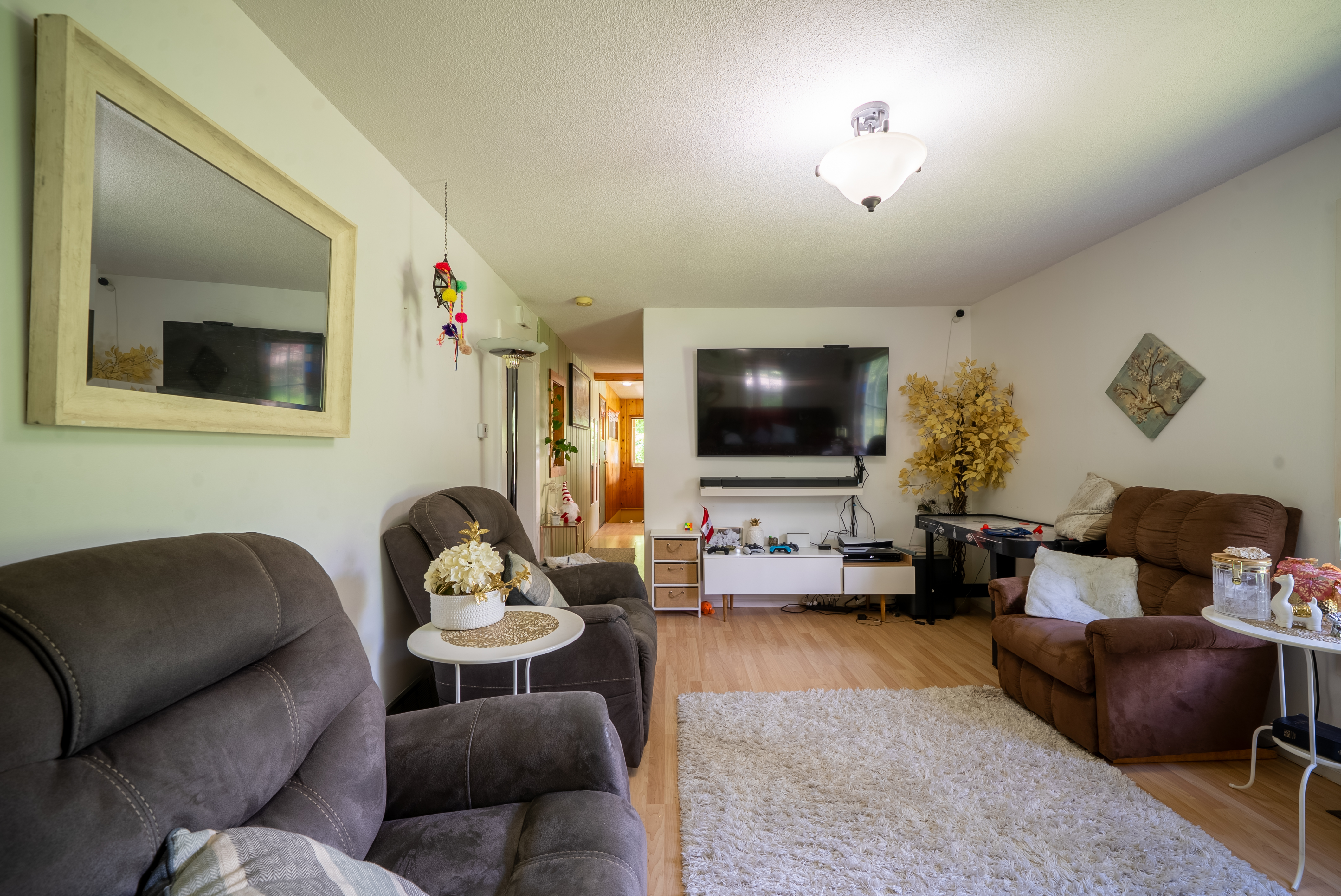 4 bedroom plus den, 3 bathroom home in Nelson, BC.