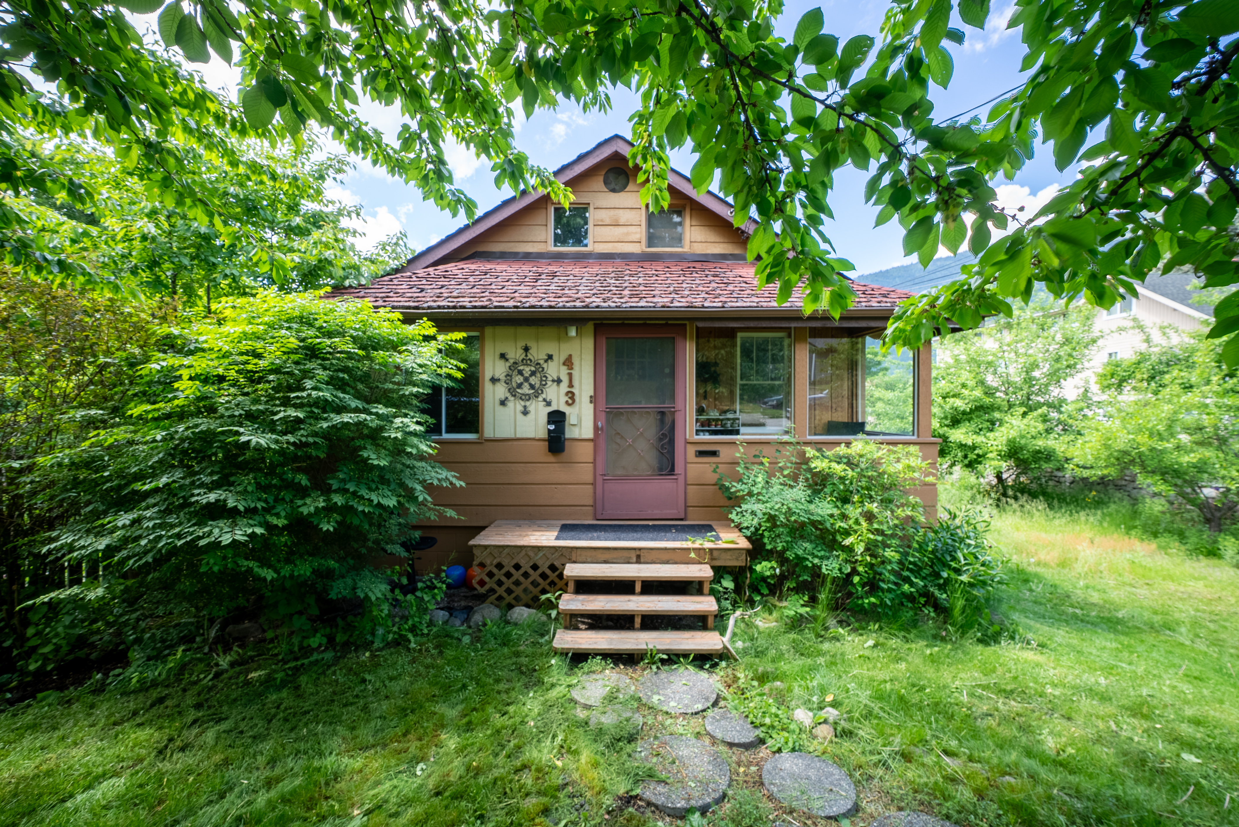 4 bedroom plus den, 3 bathroom home in Nelson, BC.