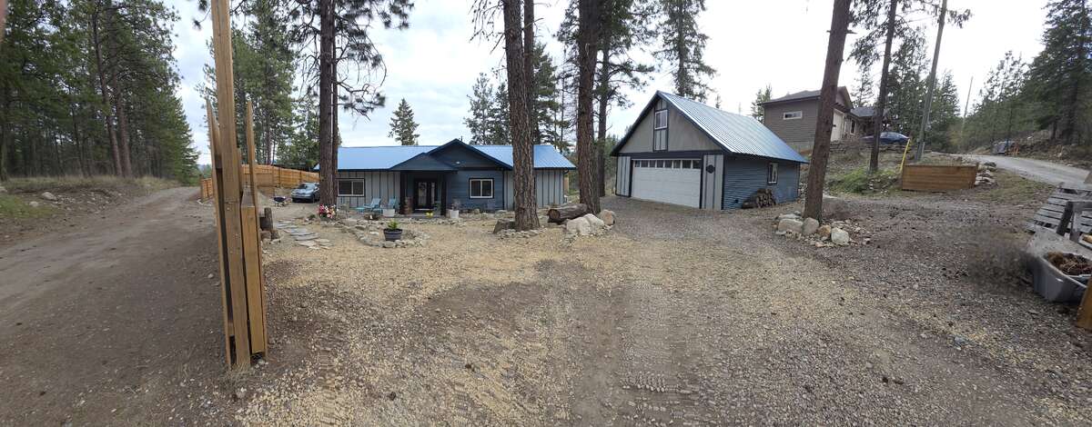 Okanagan Lakeview Modern Home Solar, Shop, Private