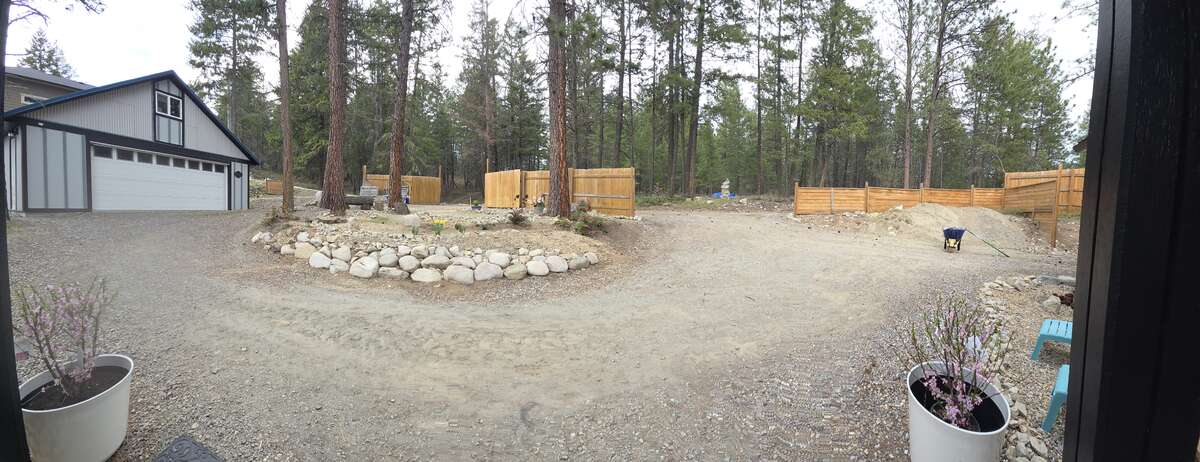 Okanagan Lakeview Modern Home Solar, Shop, Private