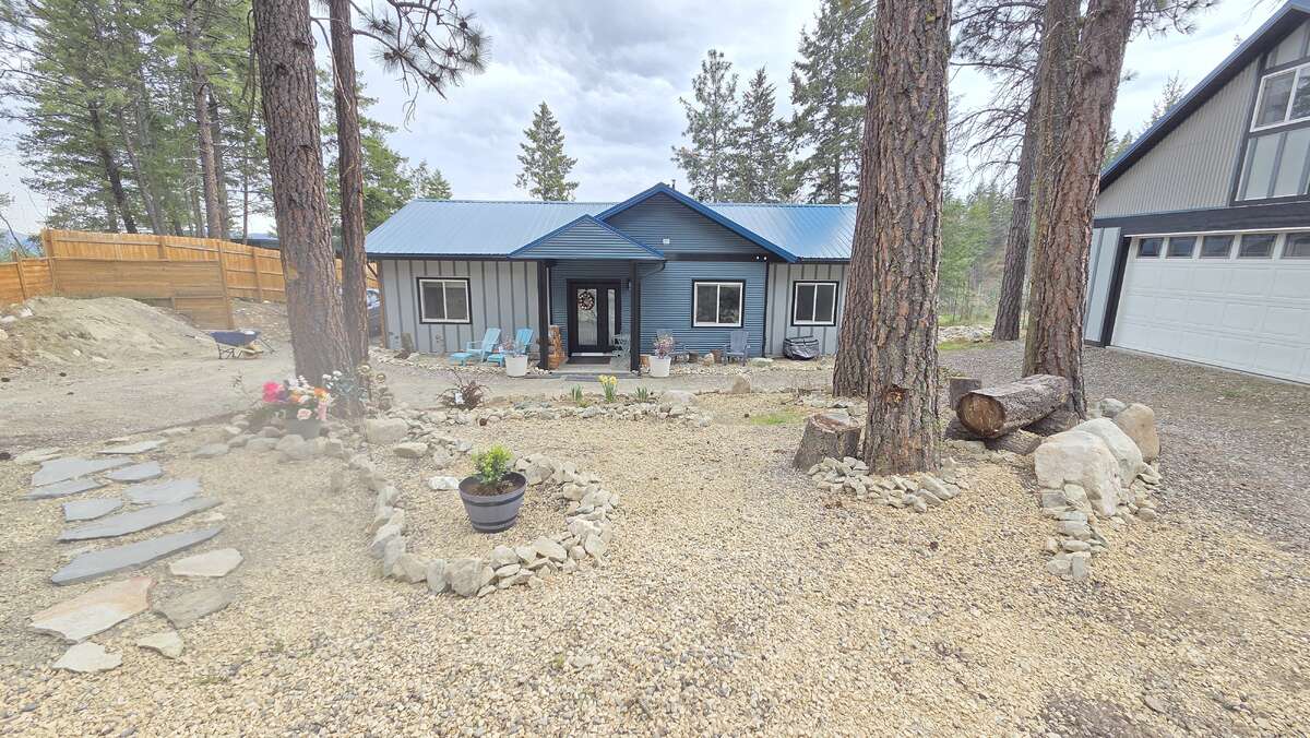 Okanagan Lakeview Modern Home Solar, Shop, Private