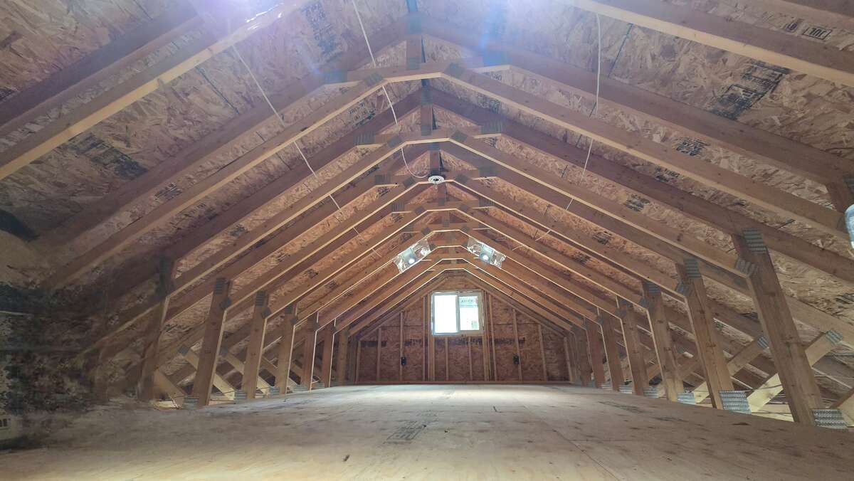 Okanagan Lakeview Modern Home Solar, Shop, Private