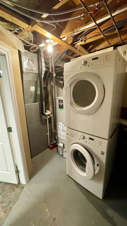 Utility Room & Basement Suite Laundry
