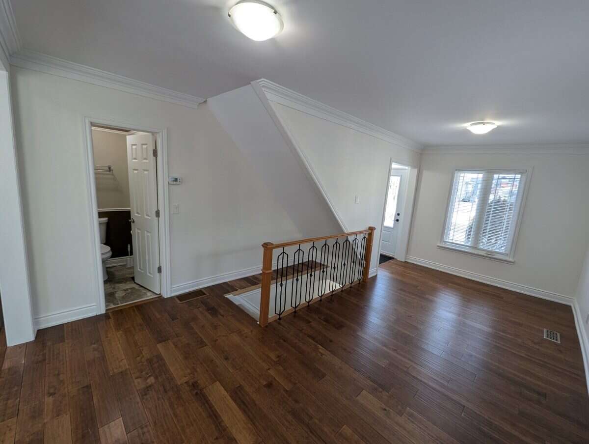 Detached 1.5 Storey Home for Rent
