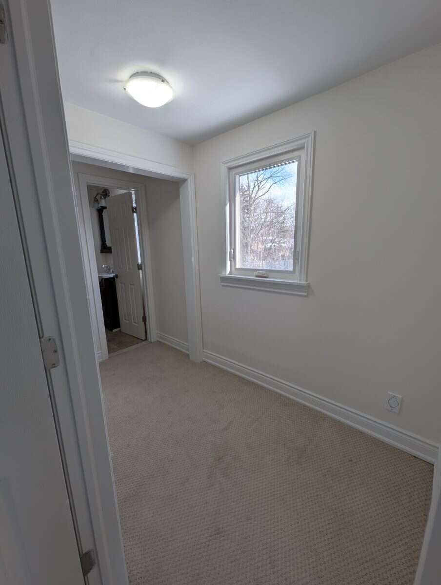Detached 1.5 Storey Home for Rent