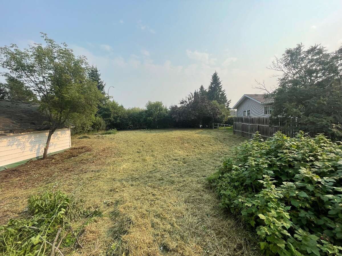 Fully Serviced Building Lot