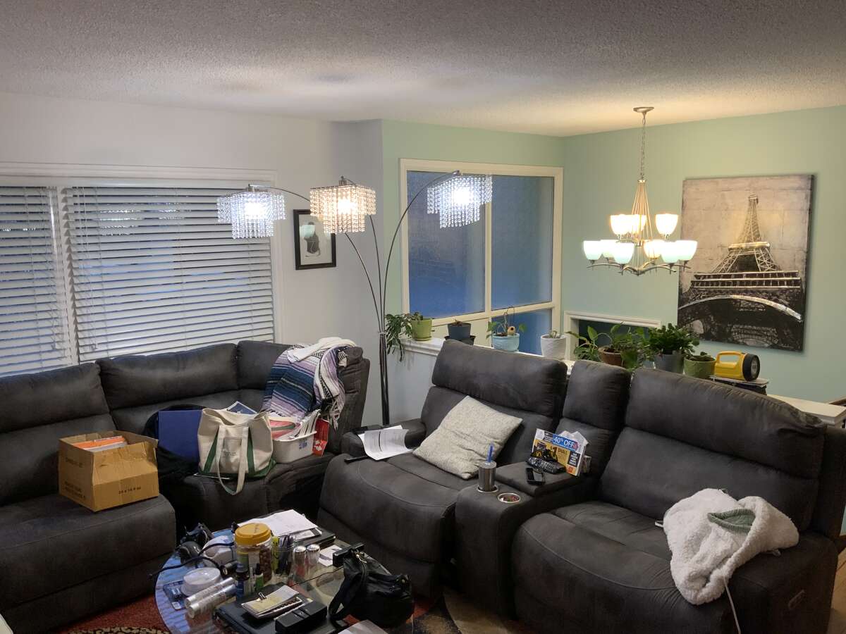 Main floor Living room