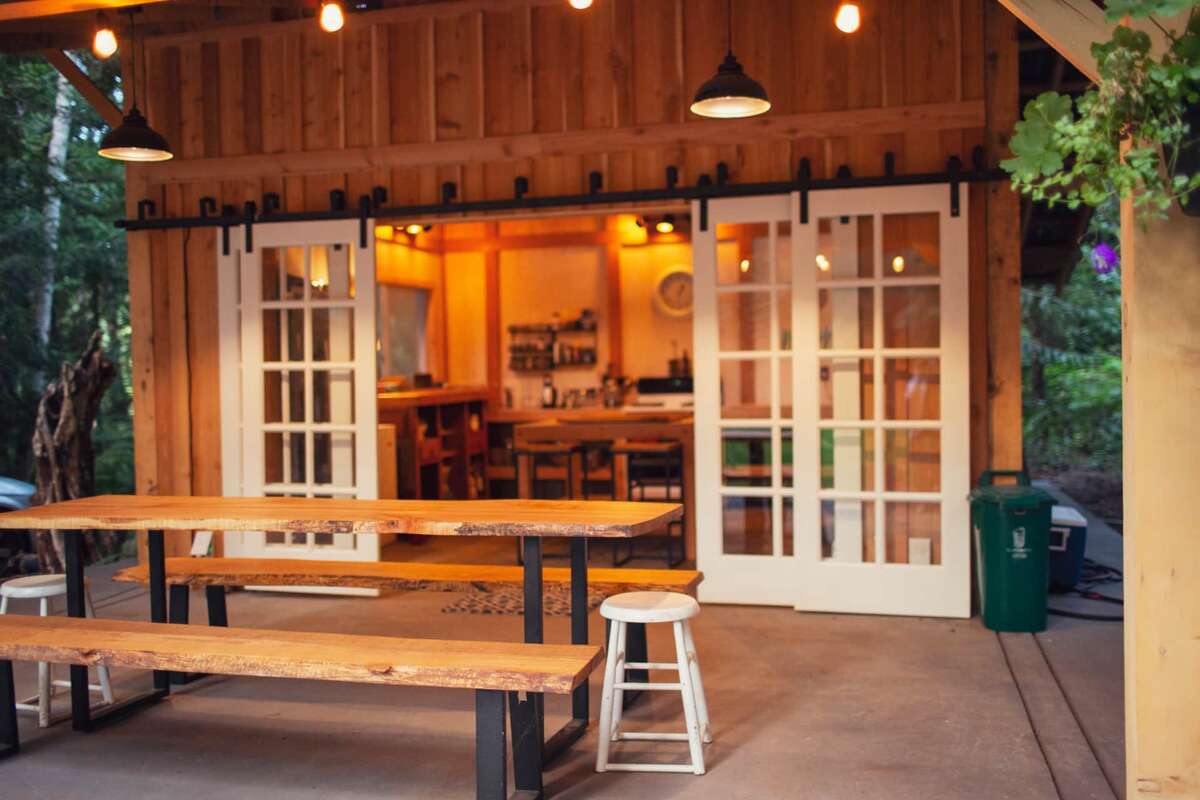 Guest Kitchen Covered Porch