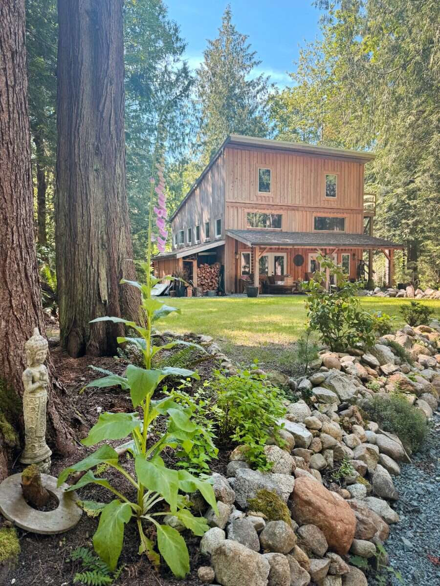 Private 4.3 Acre Forest Home with Studio & Cabins